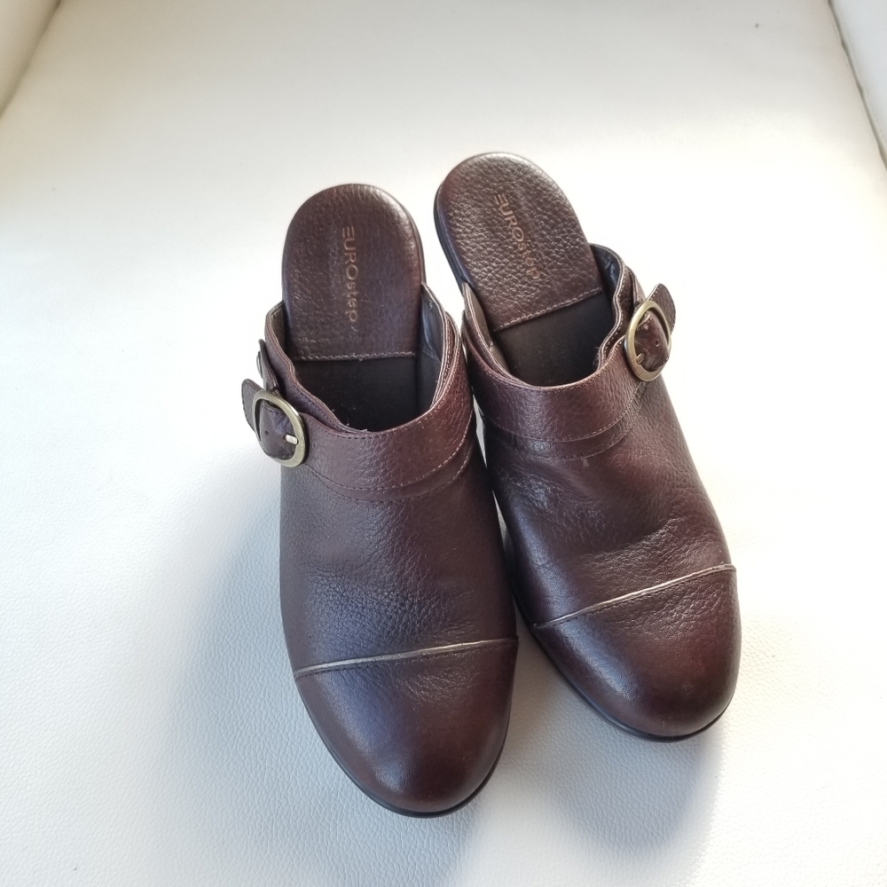 EUROstep brown leather maggie clogs size 8M